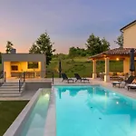 Villa Arboreta By Istrialux