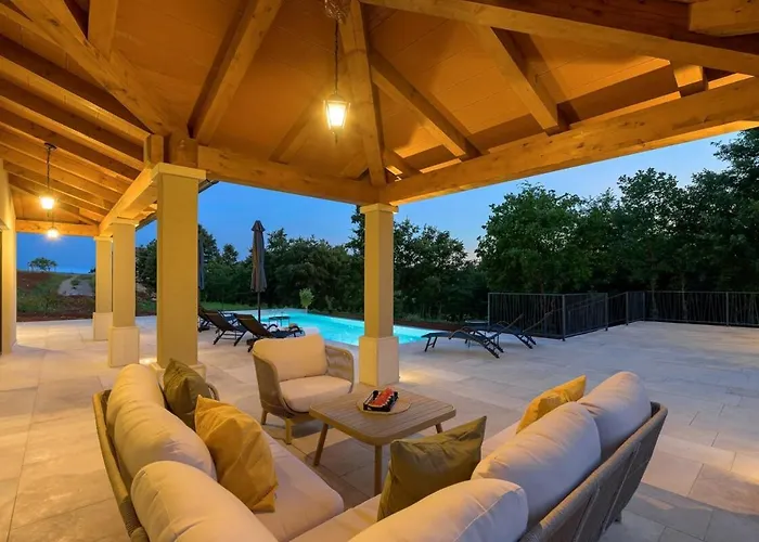 Villa Arboreta By Istrialux Cere