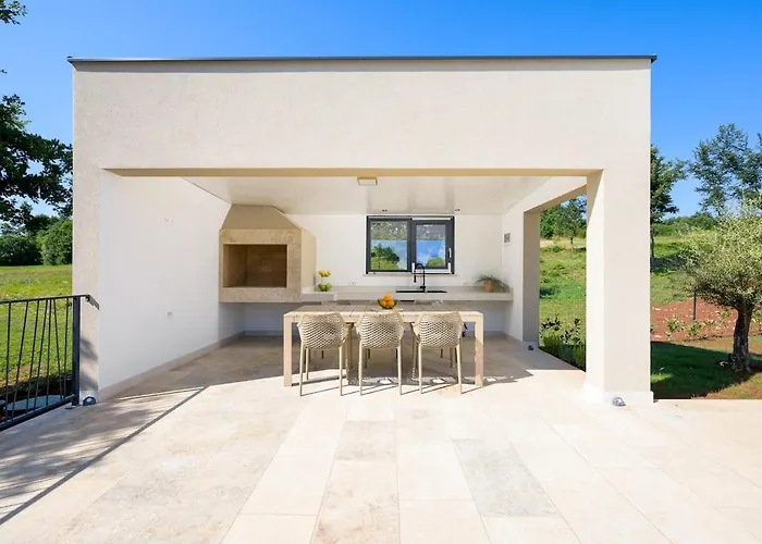 Villa Arboreta By Istrialux Cere